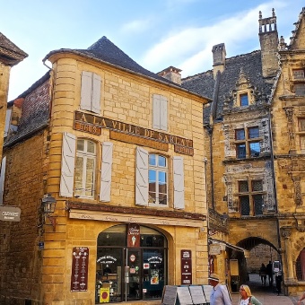 Bike Tour in Dordogne France -  town of Sarlat