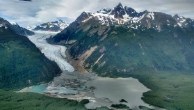 Lake and Mountains Alaska Bike Tour