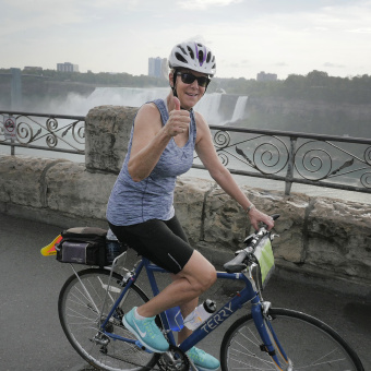 Cyclist posing for camera Niagara Falls Pathways