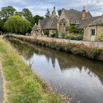 Cotswolds house by canal