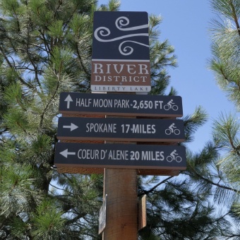 Direction sign Idaho Greenways Bike Tour