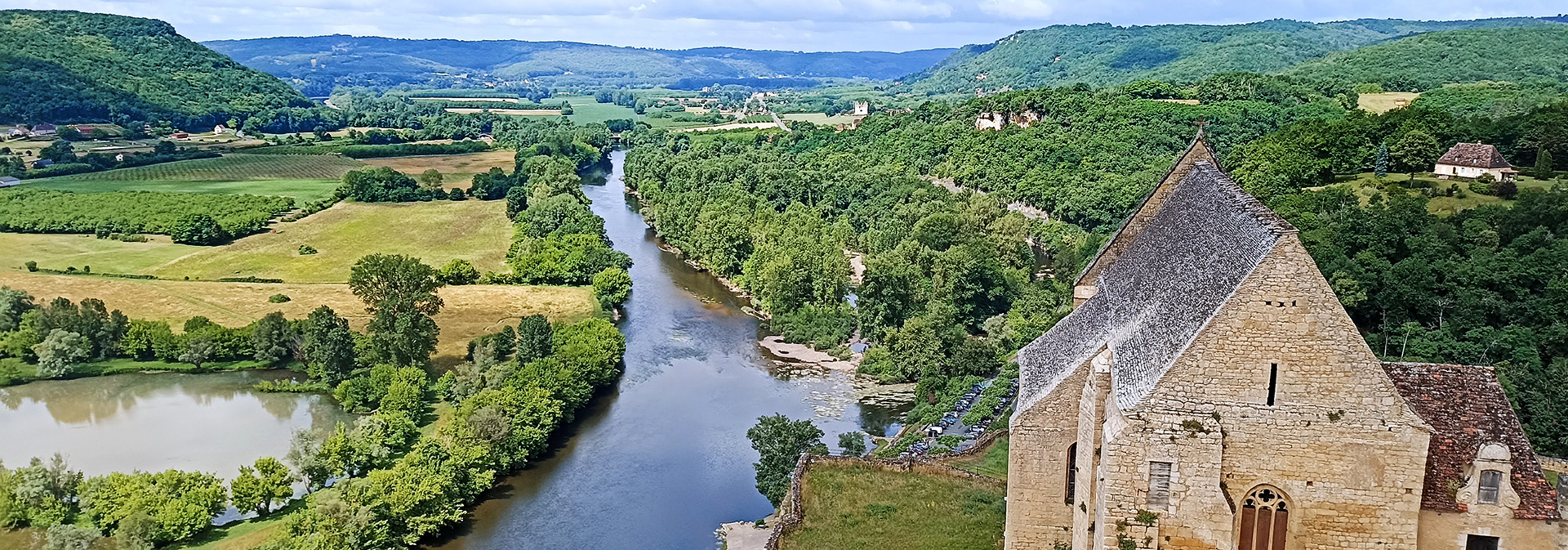 France: Bike Tour, Dordogne Castles, Caves and Wines