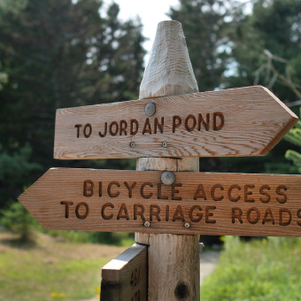 Cyclist sign during Maine Acadia National Park Bike Tour